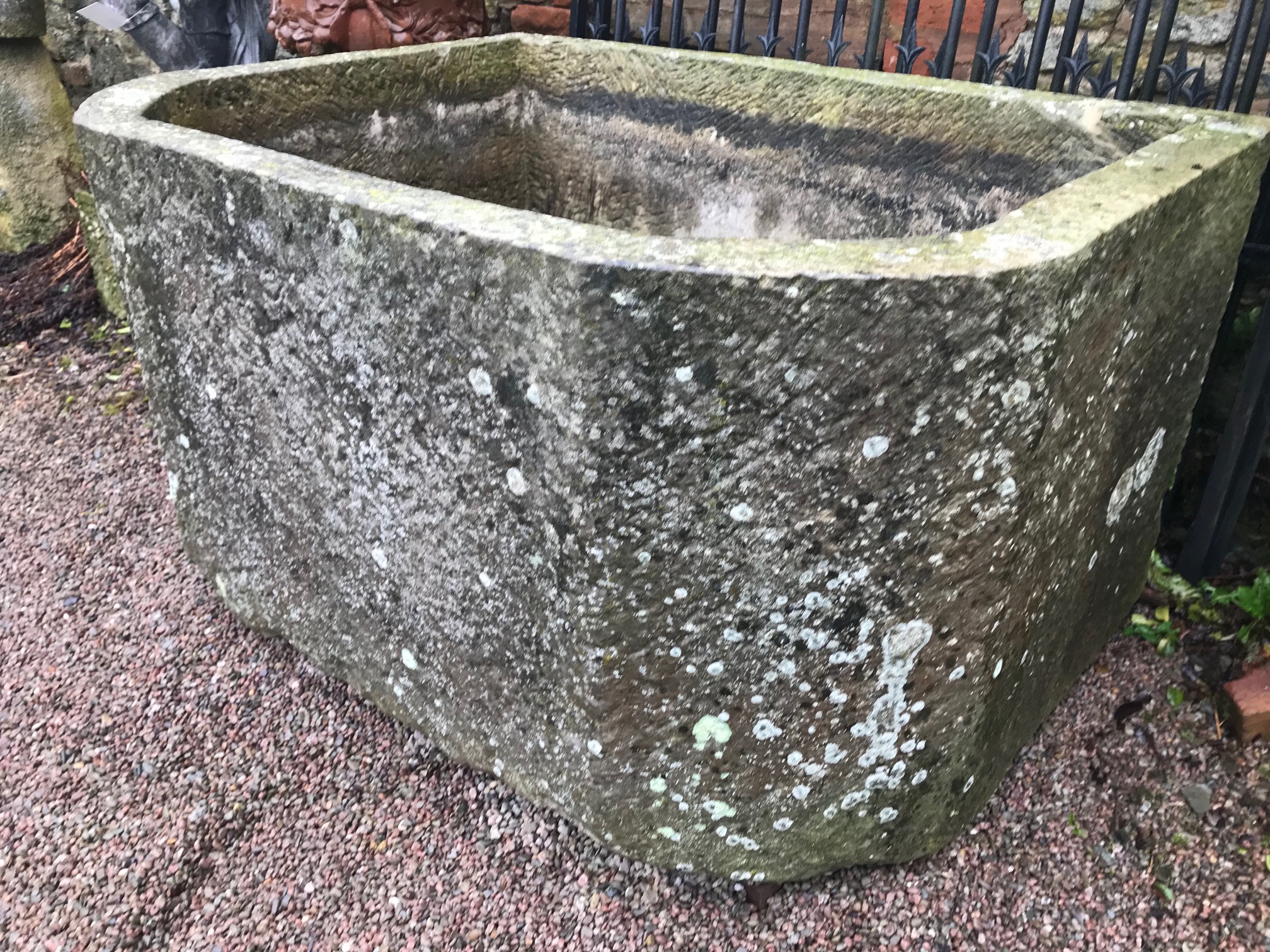 Trough planter for the garden