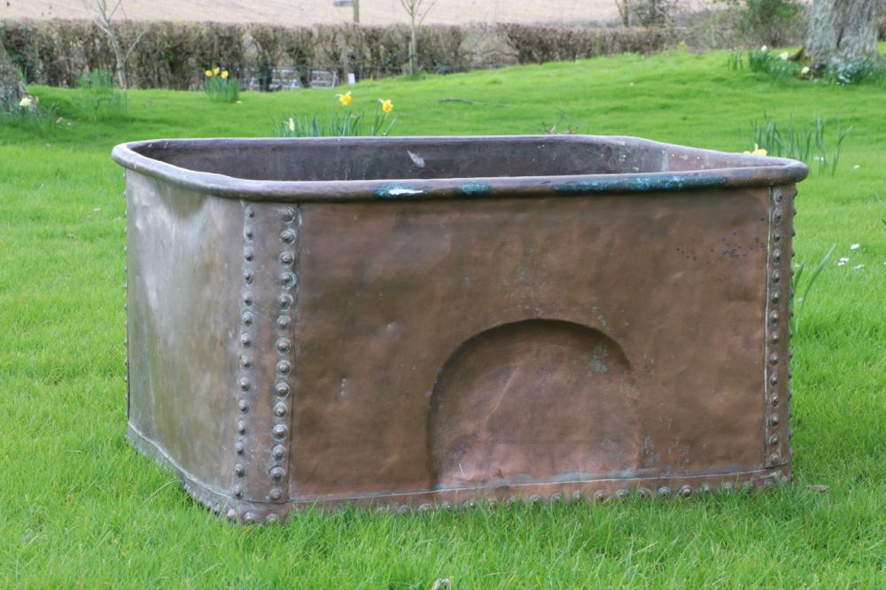 Riveted Copper Planter (Stk No.3820)