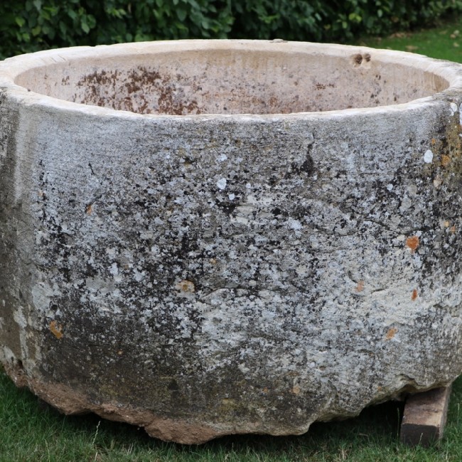 RESERVED XX Large Round Limestone Trough (Stk No. 3779)