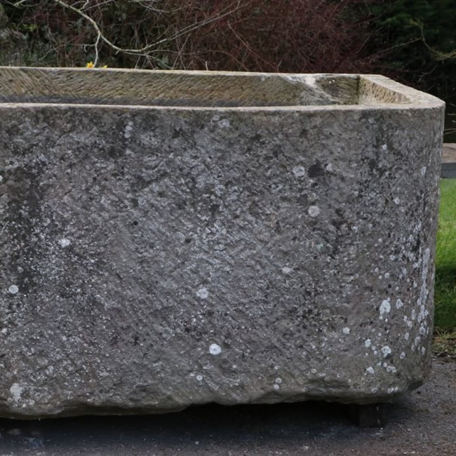 Exceptional Gloucestershire Stone Shaped Stone Trough (Stk No.3816)