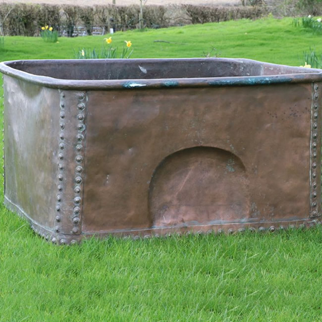 Riveted Copper Planter (Stk No.3820)