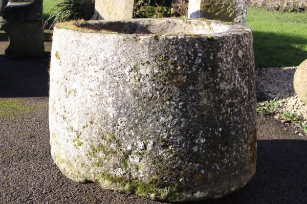 Large Round French Limestone Trough (Stk No.3933)
