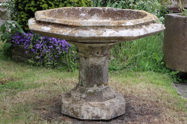 Large Marble Bowl on Pedestal (Stk No.3956)