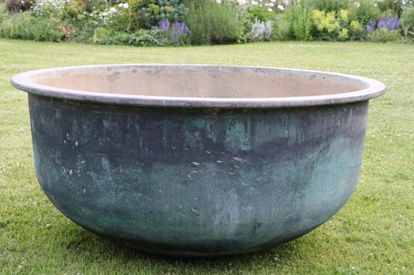 S O L D   X Large Smooth Sided Copper Cheese Vat (Stk No.3963)