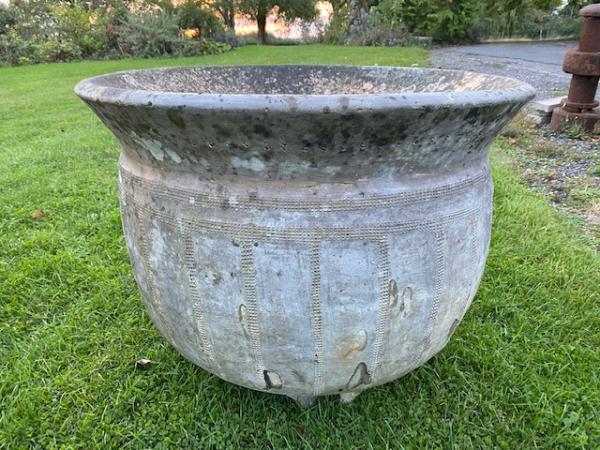 Biscuit Coloured Stoneware Washpot (Stk No.3989)