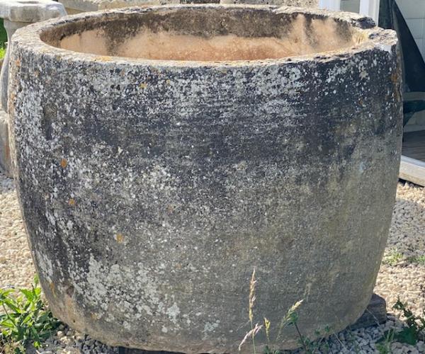 XL Round Stone Trough (Stk No.4040)