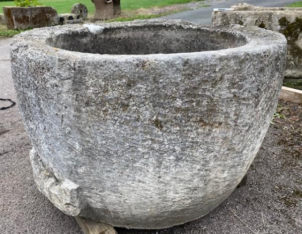 X Large Round Stone Trough (Stk no.4049)