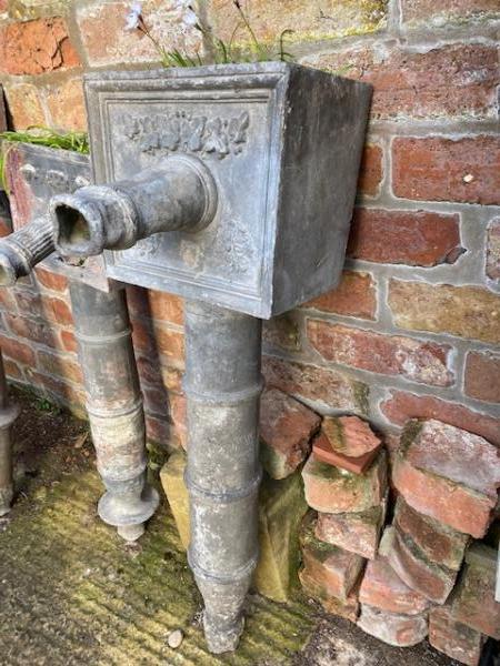 Large Lead Pump Hopper Foral (Stk no. 4084)