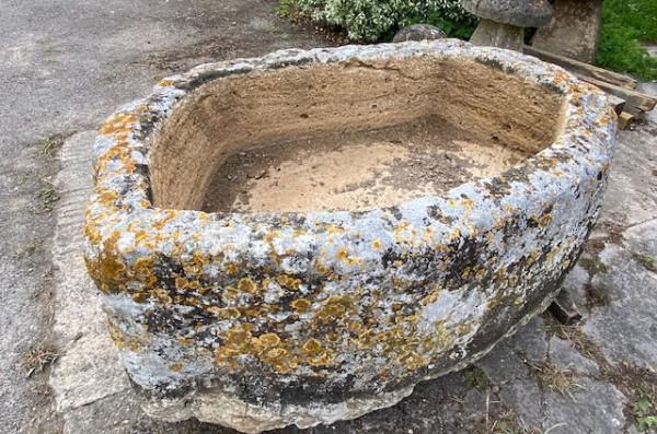 XL Boulder D Shaped Limestone Trough (Stk No.4118)