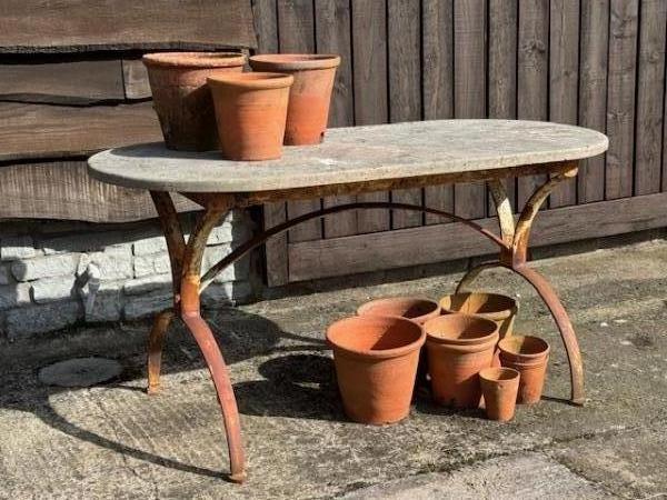 Marble Topped Rounded Rectanglar Garden Table (Stk No.4165)